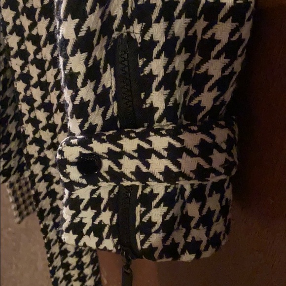 Houndstooth coat - Picture 2 of 2